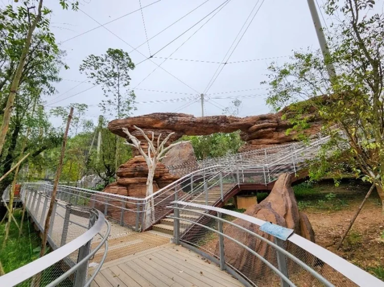 Mandai Singapore Bird Paradise Outback