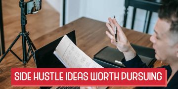 15 Best Side Hustle Ideas Worth Pursuing in Singapore 2024